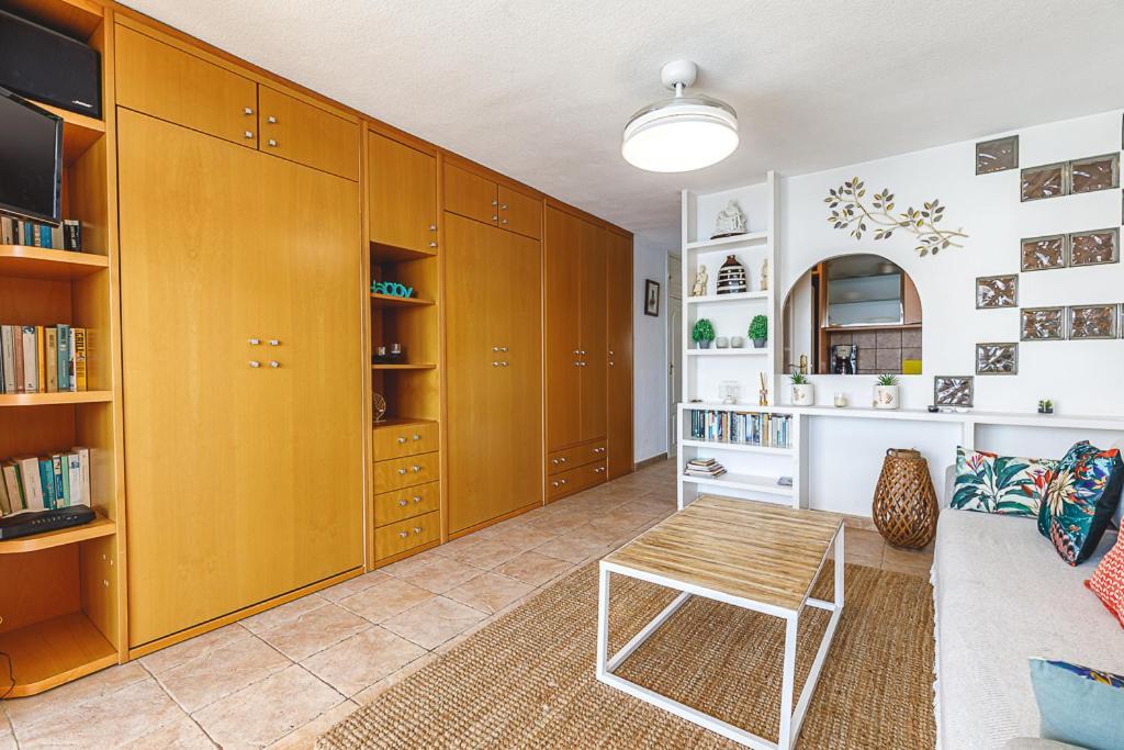 Lovely Flat On The Beach - Awesome View Alicante Dış mekan fotoğraf
